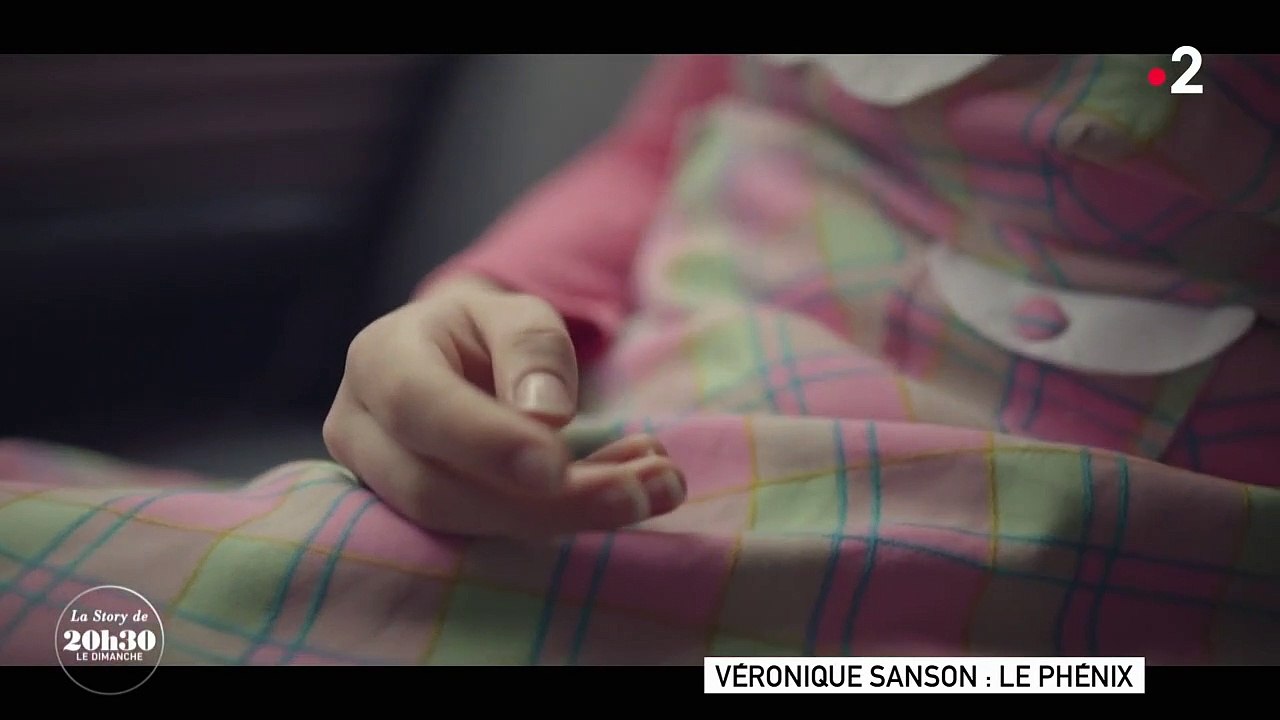 Véronique Sanson a fait l'objet de l'émission "20h30 Le dimanche" présentée par Laurent Delahousse sur France 2Extrait de "20h30 le dimanche" diffusé sur France 2 avec Véronique Sanson