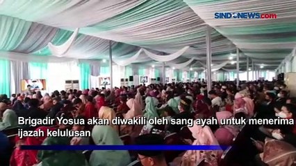 Brigadir Yosua Wisuda, Keluarga Tiba di Kampus UT Pamulang