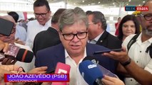 João Azevêdo entrega ônibus escolares e destaca importância do investimento para garantir frequência escolar