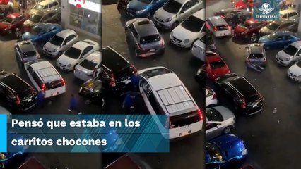Sujeto alcoholizado choca a siete autos y atropella a valet parking en estacionamiento