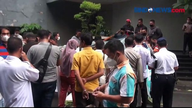 Sempat Tulis Surat Wasiat, Gadis Belia Nekat Melompat dari Lantai 6 Pasar Baru