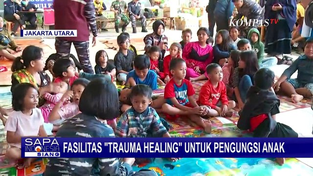 Panglima Kolinlamil Serahkan Langsung Bantuan untuk Korban Kebakaran Depo Pertamina Plumpang