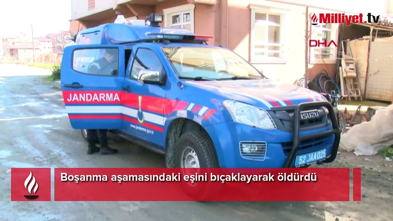 Boşanma aşamasındaki eşini bıçaklayarak öldürdü
