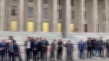 CHP Grubu, Millet İttifakı'nın Cumhurbaşkanı Adayı Kılıçdaroğlu'nu TBMM Girişinde Karşıladı