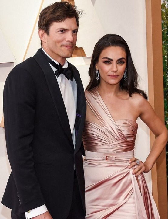 Ashton Kutcher partage la drôle de manière dont il a déclaré sa flamme à Mila Kunis