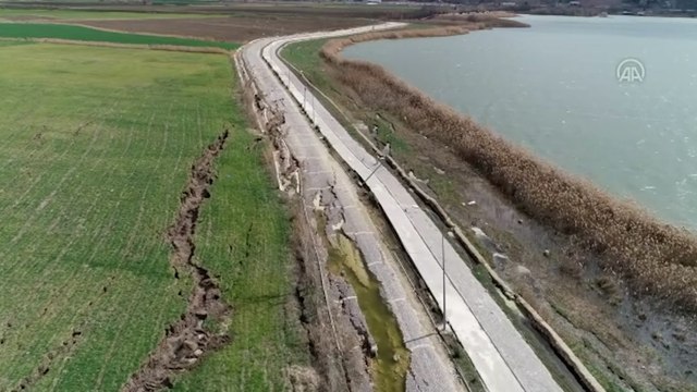 Tabiat parkı depremle parçalara bölündü