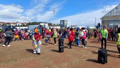 Çadır kentte "İyilik Kupası"