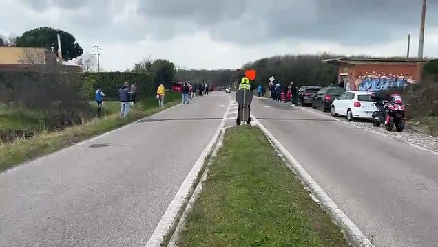 Tirreno Adriatica, il passaggio dei ciclisti sulle strade livornesi