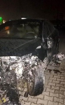 Köpeğe çarpmamak için manevra yapan otomobil şarampole uçtu: 2 yaralı