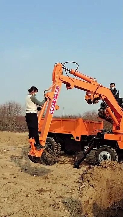 Two in one construction machine