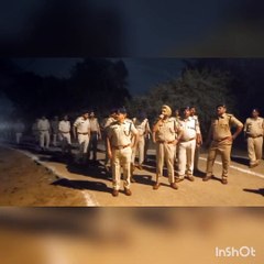 शव ए बारात और होली को लेकर पुलिस ने किया फ्लैग मार्च