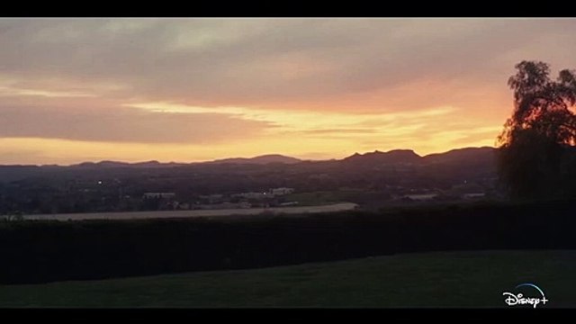 Miley Cyrus ‒ Endless Summer Vacation (Backyard Sessions) Bande-annonce VF