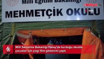 MSB Hatay’da kurduğu okulda çizgi film gösterimi yaptı