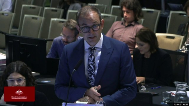 Top bureaucrat who oversaw Robodebt rollout says document to ministers was potentially misleading