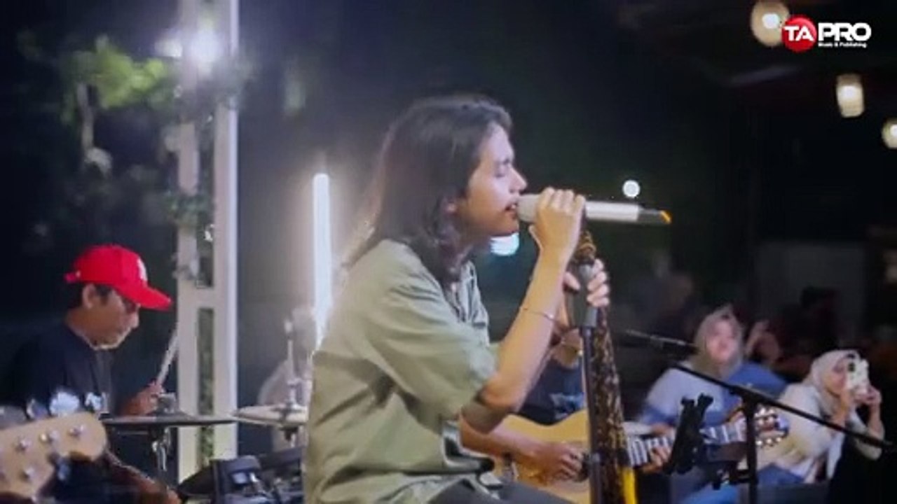 Maulana Ardiansyah - Kecewa Dalam Setia (Live Ska Reggae)