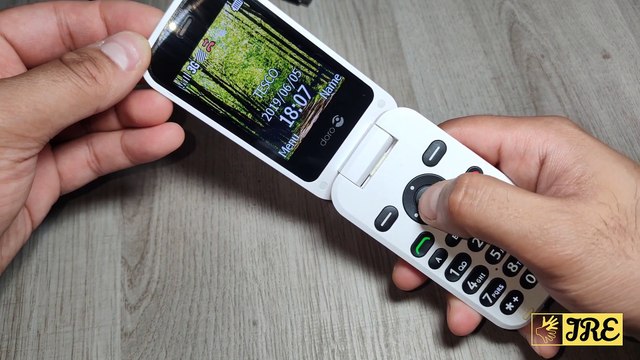 Doro 6620 Big Button Senior Flip Mobile Phone (Review)