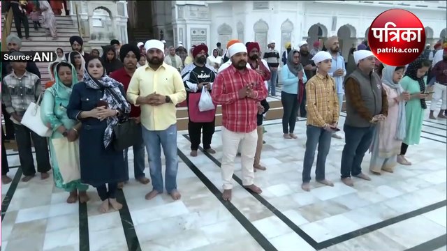 वीडियो : होली पर भक्तों ने सरोवर में डुबकी लगाई, स्वर्ण मंदिर में की प्रार्थना