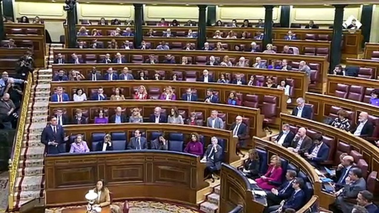 Sánchez, a Abascal sobre la moción de censura: “No parece muy valiente quitarse de enmedio”