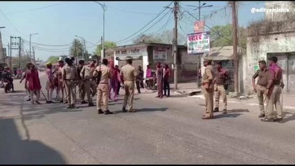 अमेठी: होली के रंगों के बीच पुलिस रही मुस्तैद, एसपी ने किया संवेदनशील इलाकों का दौरा