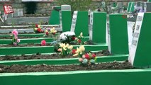 Diyarbakır'da 8 Mart Dünya Kadınlar Günü'nde mezarlıkta yürek yakan görüntüler