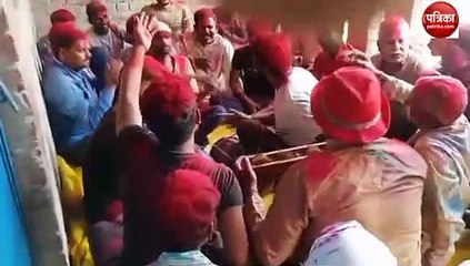 Video story; Unnao में बिना फाग के होली नहीं होती है, चली आ रही परंपरा