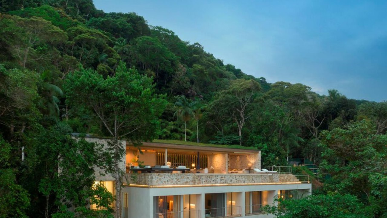 LAB House in Brazil by Studio Arthur Casas