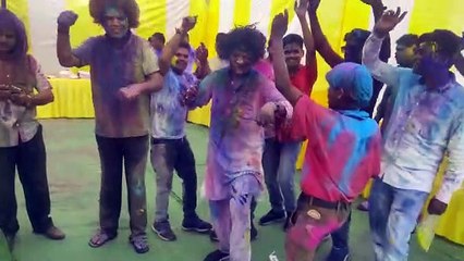 holi