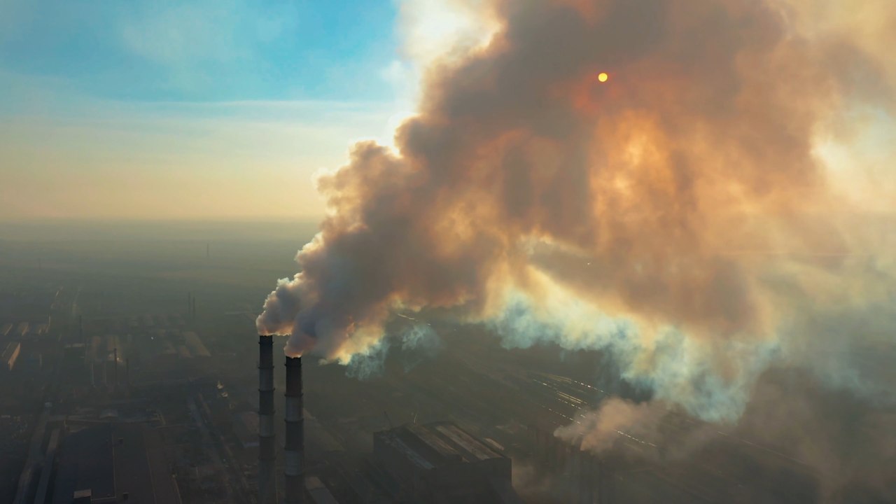 Manchester Headlines 8 March: Significant air pollution in Manchester ...
