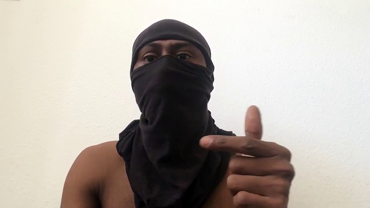 Eroskiller ne valide pas le NOUVEAU FREESTYLE AROUF GANGSTA "J'SUIS PLUS BEAU QUE TOUT LES REBEUX"