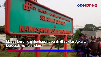 Kendarai Mobil Komando Massa Buruh Bergerak Menuju Istana