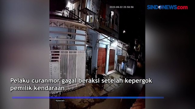 Terekam CCTV Aksi Curanmor Gagal karena Ketahuan di Cilincing