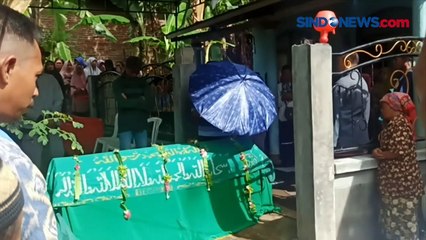 Sebelum Tewas, 2 Remaja Korban Tragedi Kanjuruhan Terlihat Menolong Supporter Lain