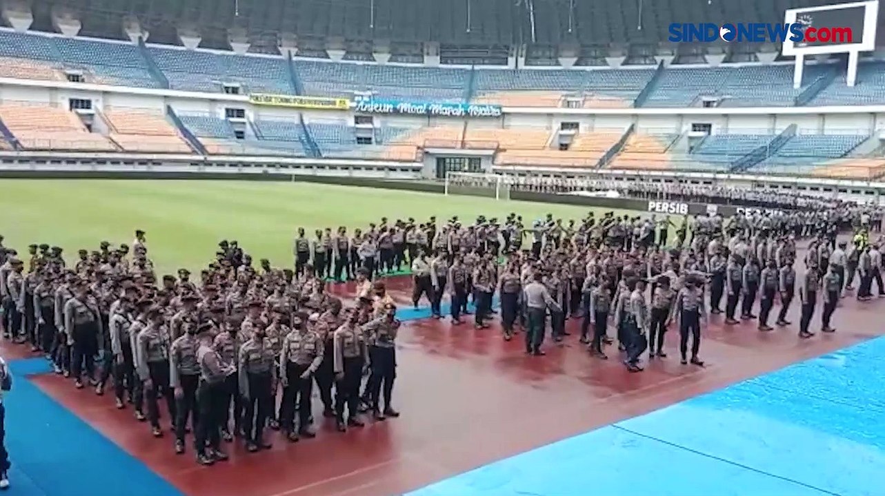 Buntut Tragedi Kanjuruhan, Mahfud MD Minta Polri Evaluasi Pengamanan