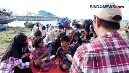 Скачать видео: Begini Keseruan Anak-Anak Cilincing ketika Bermain dan Belajar Menjadi Jurnalis Cilik