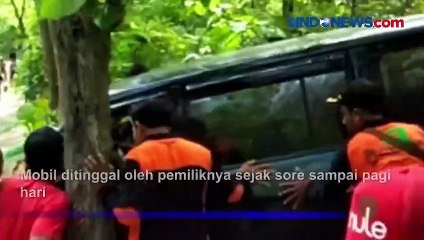 Heboh! Mobil Masuk ke Jalur Curam Hutan Kompleks Makam Ponorogo