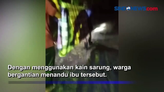 Jalan Rusak, Usai Melahirkan Seorang Ibu di Pandeglang Terpaksa Ditandu Sejauh 7 Km