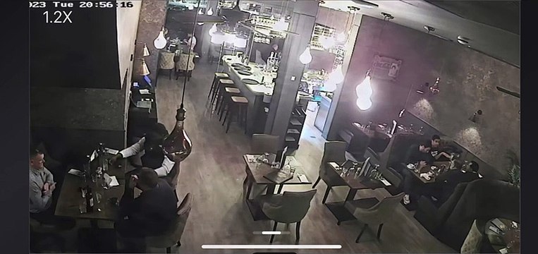 Hollywood superstar Jamie Foxx rocks up for meal at restaurant in English market town Aylesbury