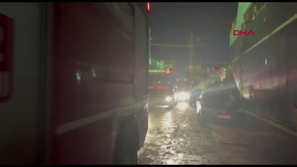 TUZLA'DA RUS BANDIRALI BALIKÇI GEMİSİNDE YANGIN