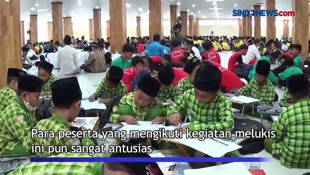 Ribuan Anak di Situbondo Melukis Wajah Pahlawan Nasional Kiai Haji Raden As'ad