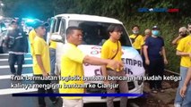 Kecelakaan di Ciloto, Truk Pengangkut Bantuan Korban Gempa Cianjur Tabrak Tebing