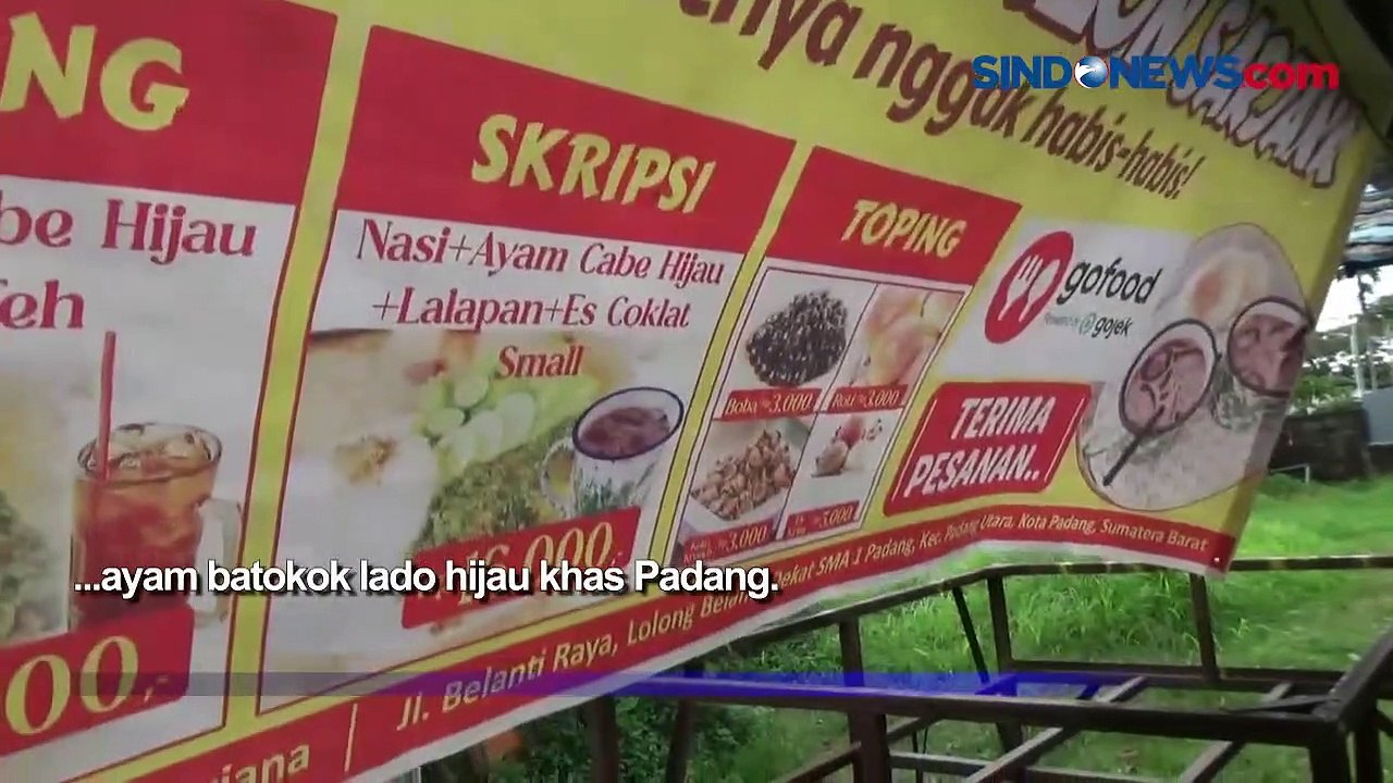 Nikmatnya Kuliner Es Calon Sarjana dan Ayam Batokok Lado Hijau Khas Padang
