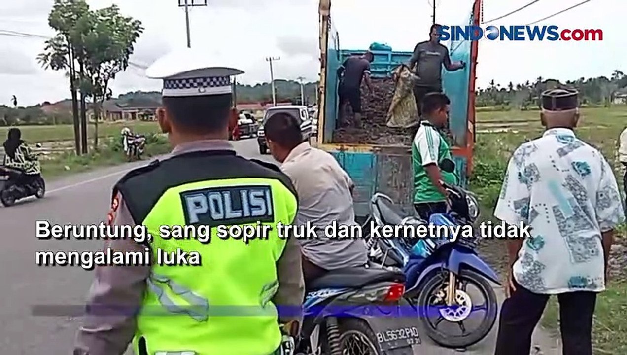 Kecelakaan Tunggal Truk Sawit di Banda Aceh