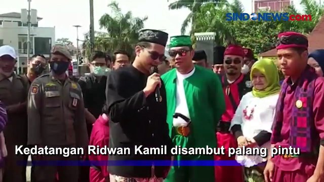 Disambut Palang Pintu, Ridwan Kamil Buka Festival Budaya Jawa Barat