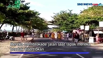 Penertiban PKL Ricuh, Pedagang Blokade Jalan di Padang
