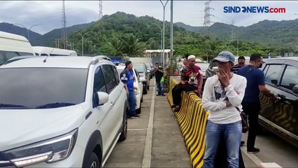 Sejumlah Dermaga di Pelabuhan Merak Tutup akibat Cuaca Buruk