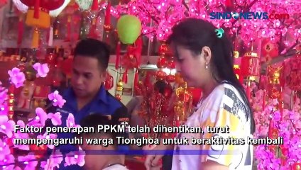 Warga Makassar Berburu Pernak-Pernik Imlek, Omzet Pedagang Meningkat Drastis