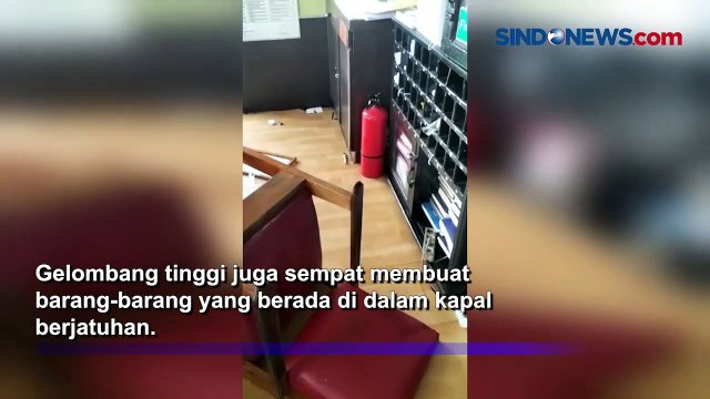 Detik-Detik Air Laut Masuk dalam Kapal saat Puting Beliung dan Gelombang Tinggi Terjang Perairan Alor