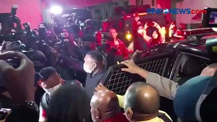 Breaking News: Lukas Enembe Tiba di RSPAD Gatot Soebroto untuk MCU dengan Pengawalan Ketat