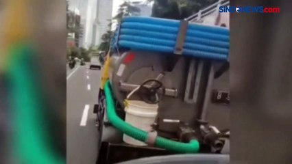 Dipergoki Warga Buang Limbah di Kawasan Dukuh Atas, Truk Penyedot Tinja Kabur