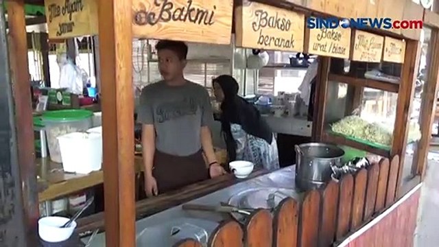 Sajian Unik, Menyantap Bakso Lobster dengan Kuah Kelapa di Padang